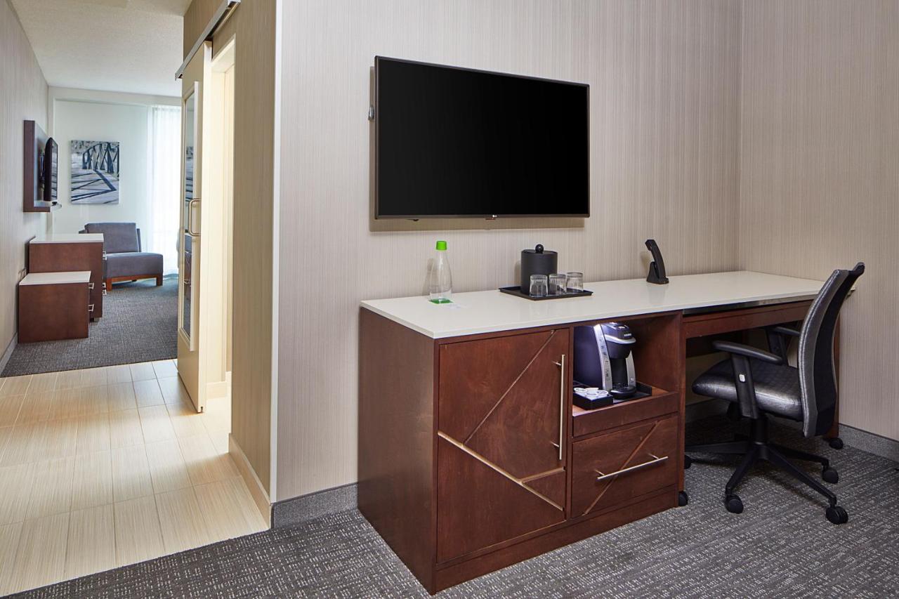 Courtyard By Marriott Minneapolis West Saint Louis Park Exterior foto
