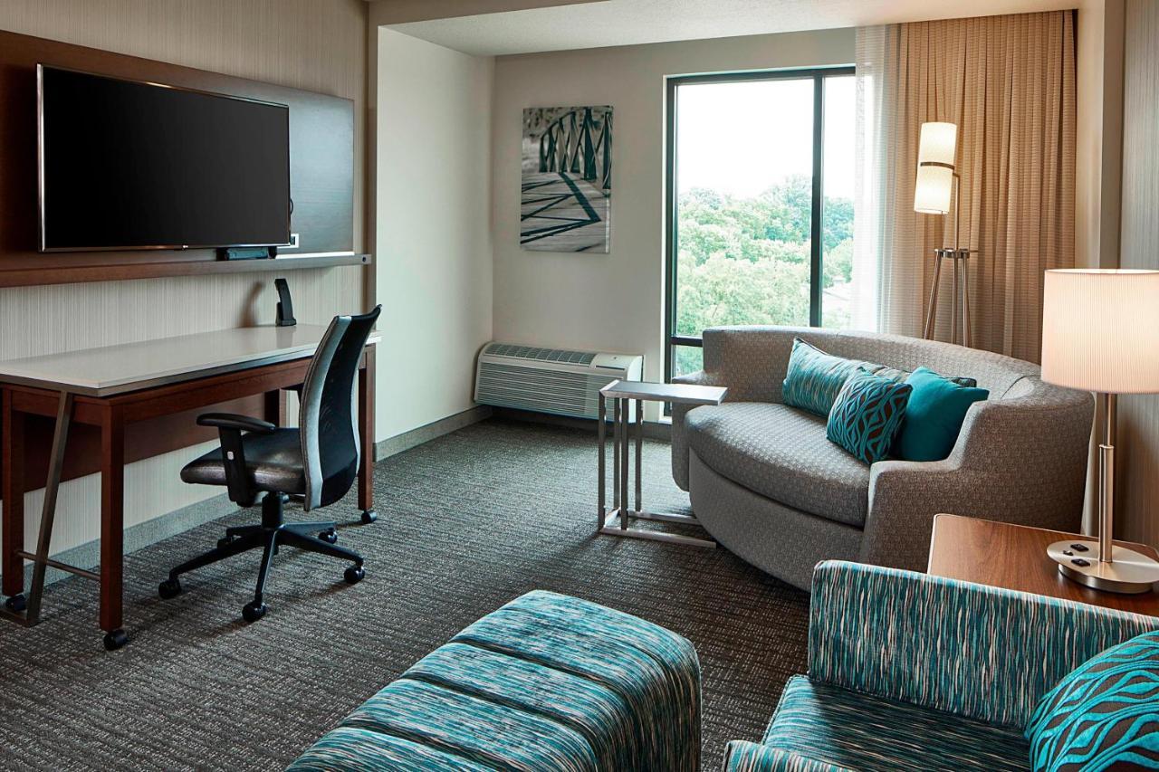 Courtyard By Marriott Minneapolis West Saint Louis Park Exterior foto